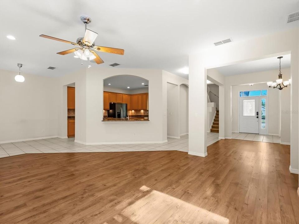 For Sale: $624,999 (4 beds, 4 baths, 2974 Square Feet)