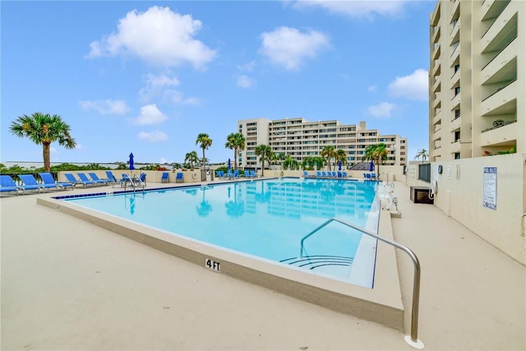 待售: $249,000 (1 贝兹, 1 浴室, 733 平方英尺)