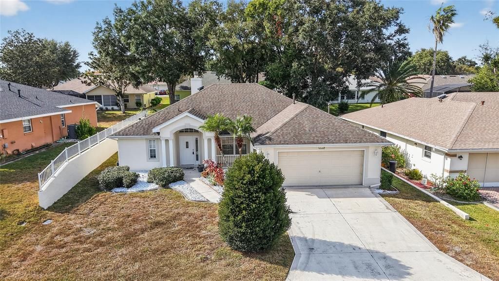 For Sale: $305,000 (3 beds, 2 baths, 1701 Square Feet)