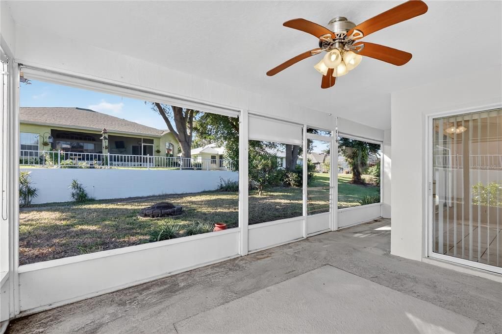 For Sale: $305,000 (3 beds, 2 baths, 1701 Square Feet)