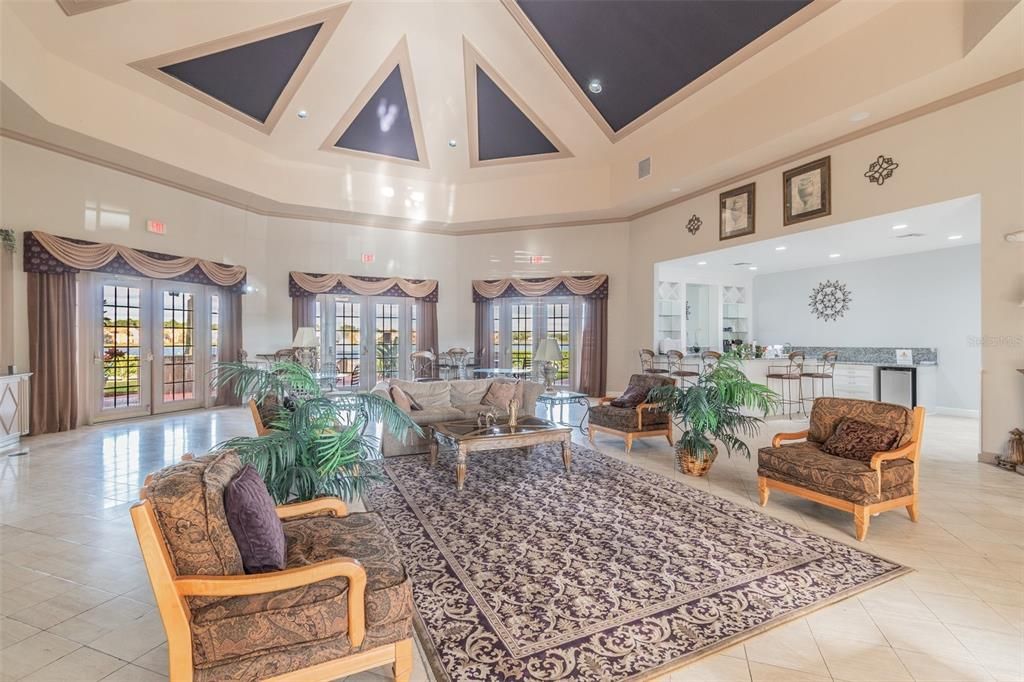 For Sale: $265,000 (2 beds, 2 baths, 1168 Square Feet)