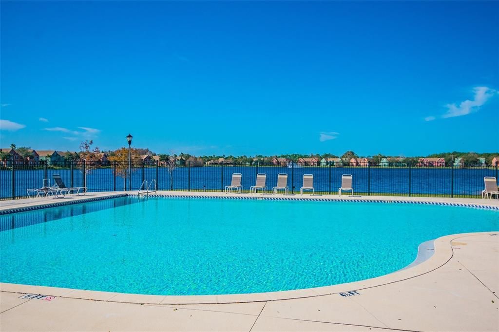 For Sale: $265,000 (2 beds, 2 baths, 1168 Square Feet)