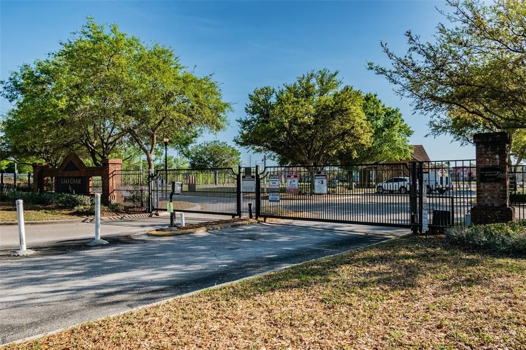 For Sale: $265,000 (2 beds, 2 baths, 1168 Square Feet)