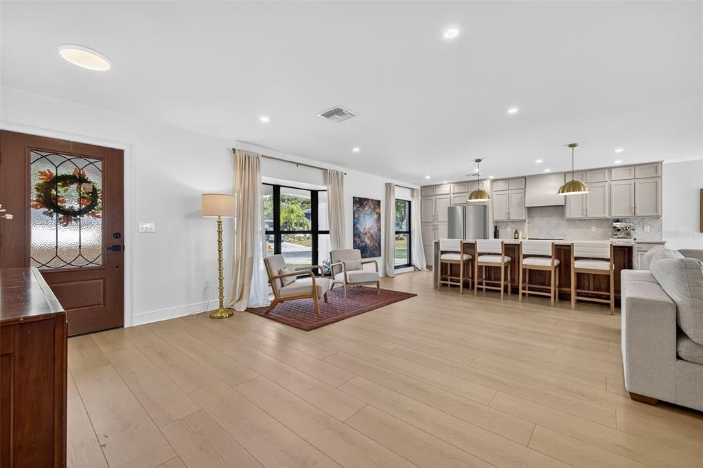 待售: $665,000 (3 贝兹, 2 浴室, 1823 平方英尺)