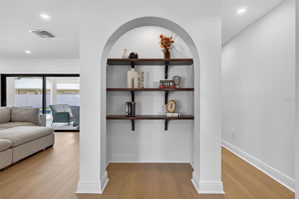 待售: $665,000 (3 贝兹, 2 浴室, 1823 平方英尺)