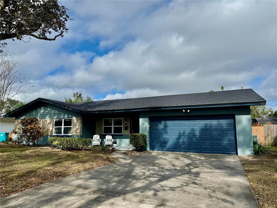 For Rent: $3,100 (3 beds, 2 baths, 1605 Square Feet)