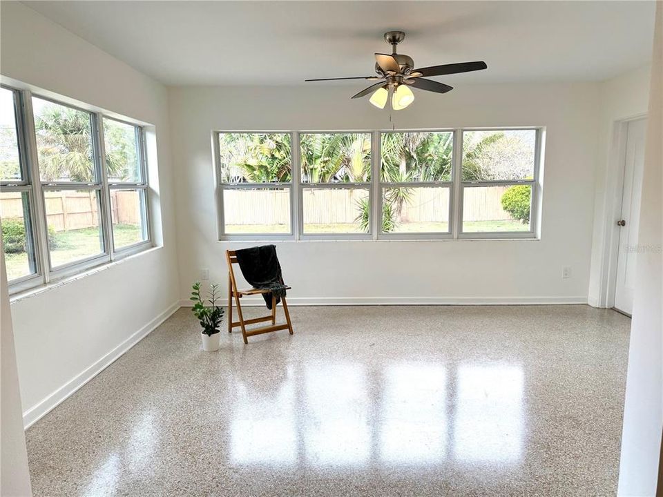 For Rent: $3,100 (3 beds, 2 baths, 1605 Square Feet)