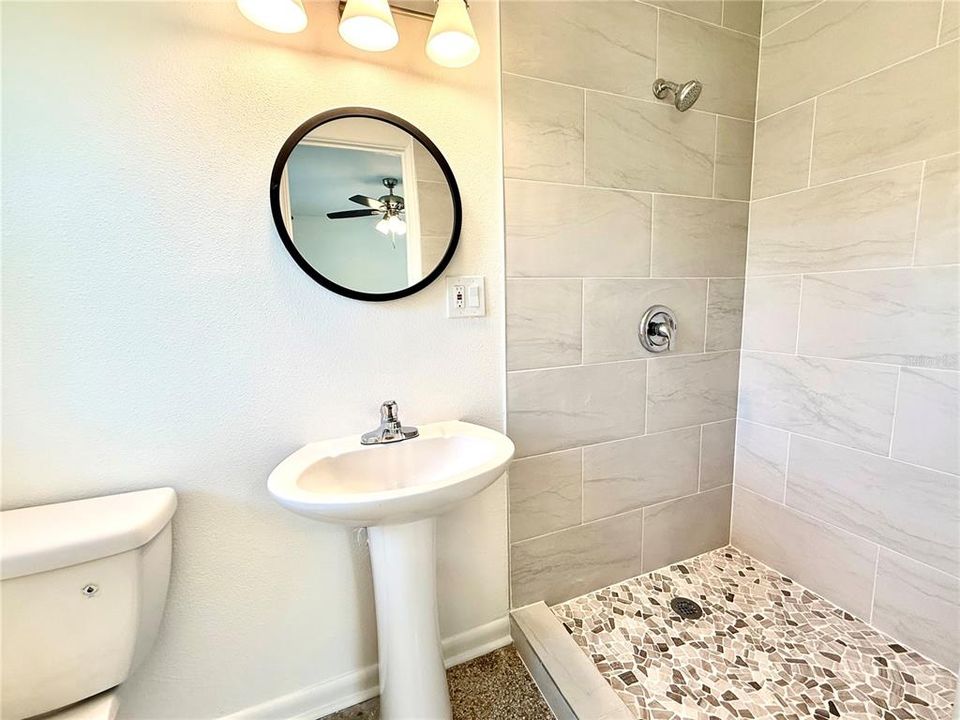 For Rent: $3,100 (3 beds, 2 baths, 1605 Square Feet)