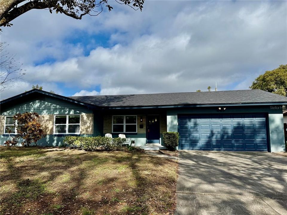 For Rent: $3,100 (3 beds, 2 baths, 1605 Square Feet)