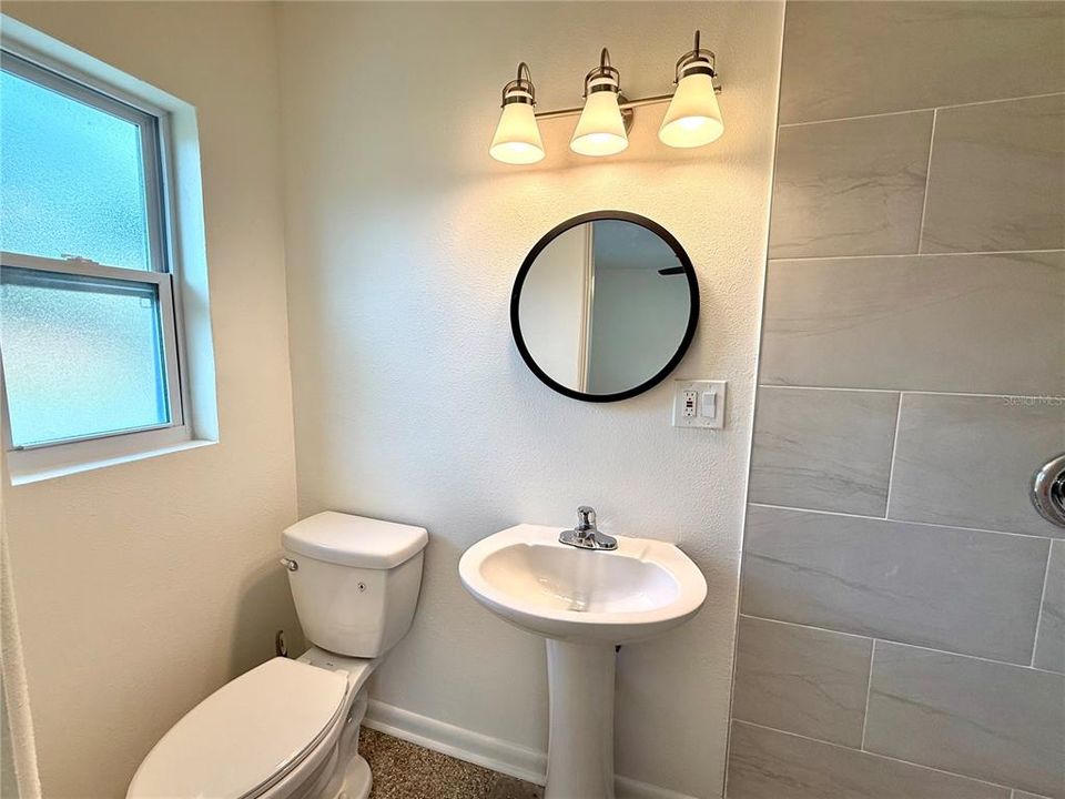 For Rent: $3,100 (3 beds, 2 baths, 1605 Square Feet)