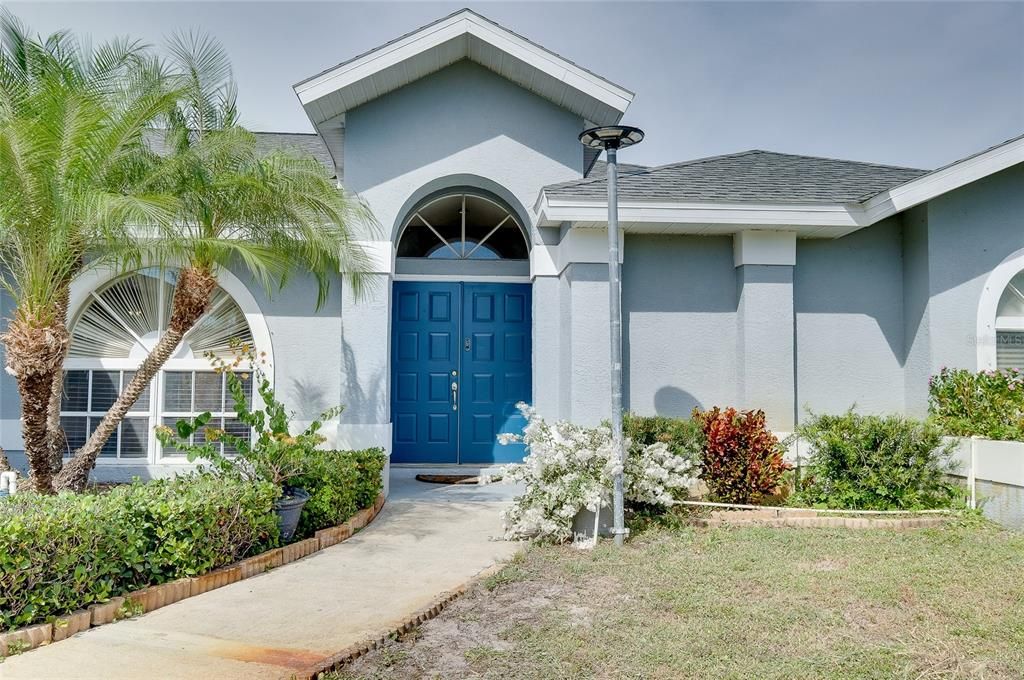 En Venta: $399,990 (3 camas, 2 baños, 2348 Pies cuadrados)