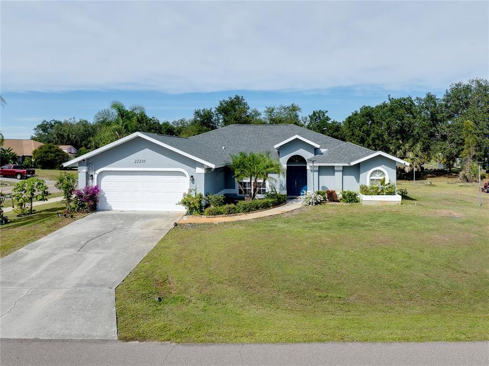 En Venta: $399,990 (3 camas, 2 baños, 2348 Pies cuadrados)