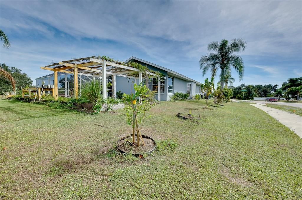 En Venta: $399,990 (3 camas, 2 baños, 2348 Pies cuadrados)