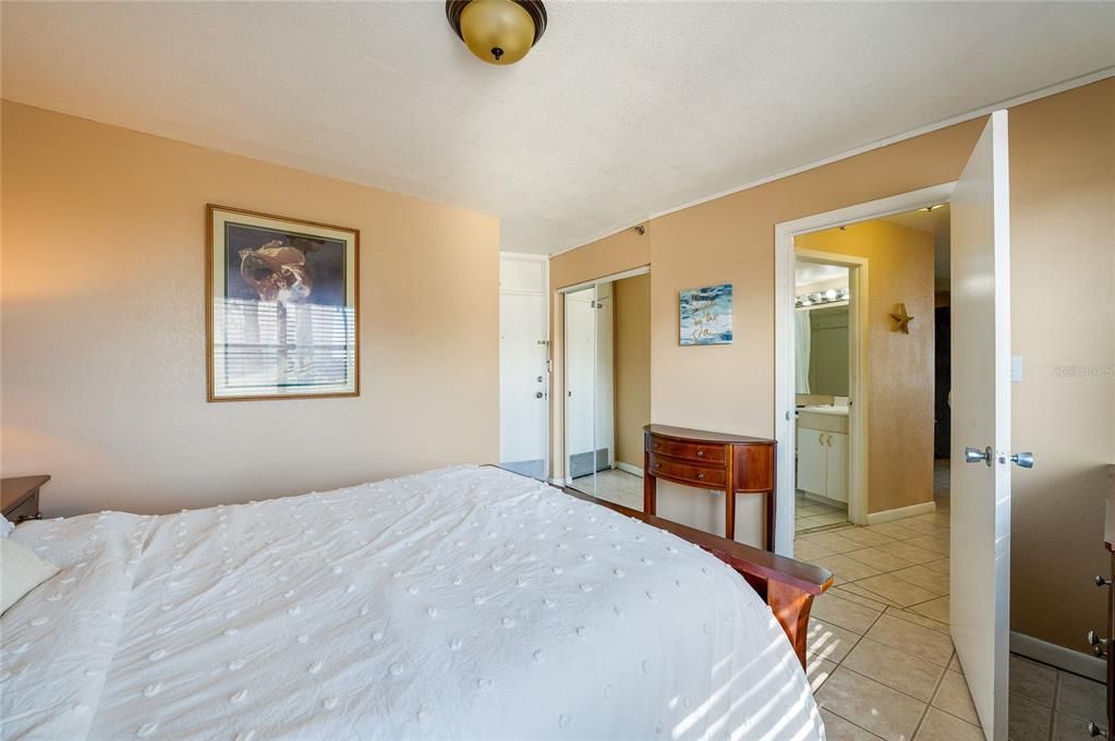 Activo con contrato: $180,000 (1 camas, 1 baños, 489 Pies cuadrados)