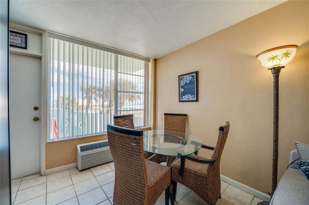 Activo con contrato: $180,000 (1 camas, 1 baños, 489 Pies cuadrados)