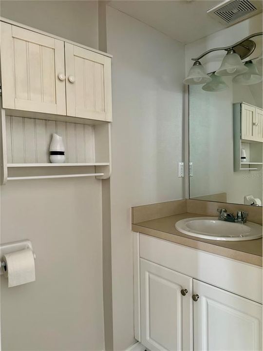 For Rent: $1,700 (2 beds, 2 baths, 1141 Square Feet)