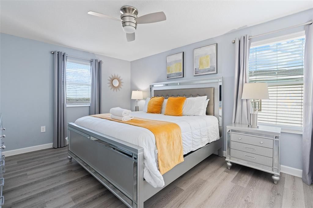 На продажу: $750,000 (7 спален, 5 ванн, 4059 Квадратных фут)