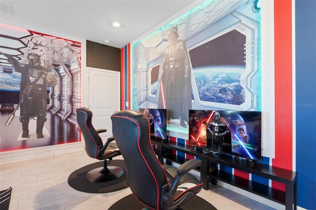 На продажу: $750,000 (7 спален, 5 ванн, 4059 Квадратных фут)