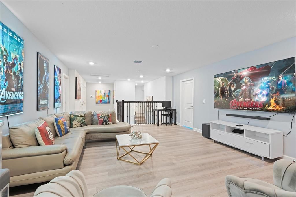 На продажу: $750,000 (7 спален, 5 ванн, 4059 Квадратных фут)