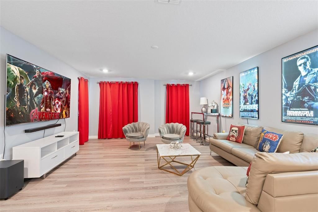 На продажу: $750,000 (7 спален, 5 ванн, 4059 Квадратных фут)