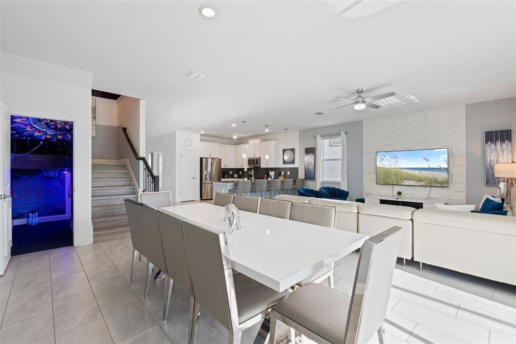 На продажу: $750,000 (7 спален, 5 ванн, 4059 Квадратных фут)