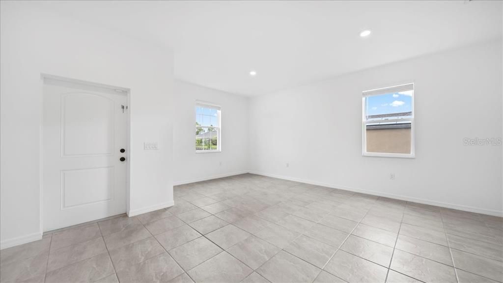 For Sale: $349,900 (4 beds, 2 baths, 1853 Square Feet)