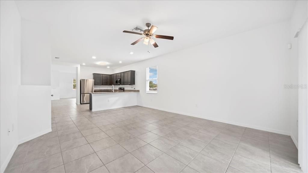 For Sale: $349,900 (4 beds, 2 baths, 1853 Square Feet)