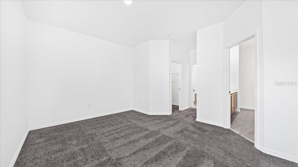 For Sale: $349,900 (4 beds, 2 baths, 1853 Square Feet)