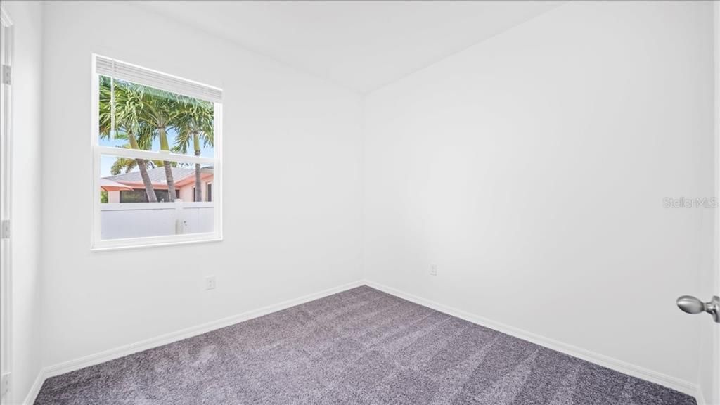 For Sale: $349,900 (4 beds, 2 baths, 1853 Square Feet)