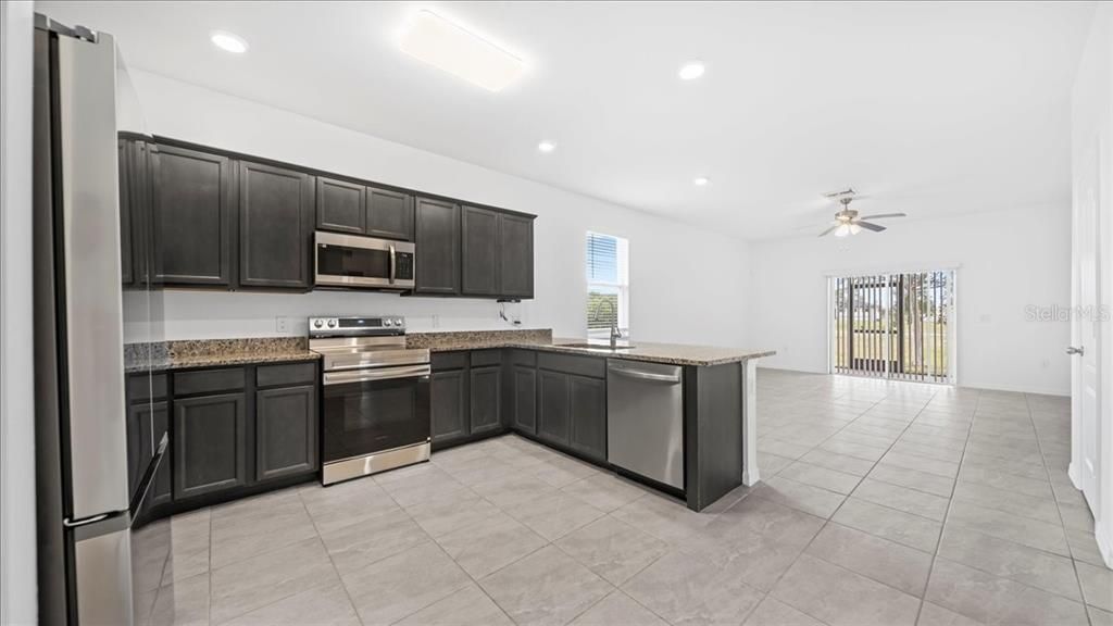 For Sale: $349,900 (4 beds, 2 baths, 1853 Square Feet)