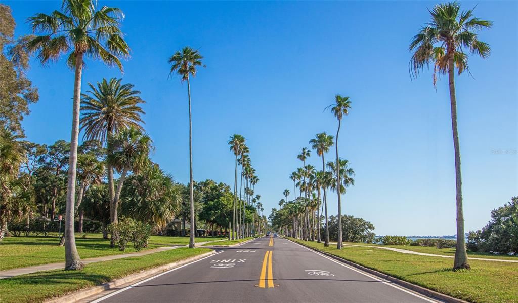 For Sale: $798,000 (3 beds, 2 baths, 1276 Square Feet)