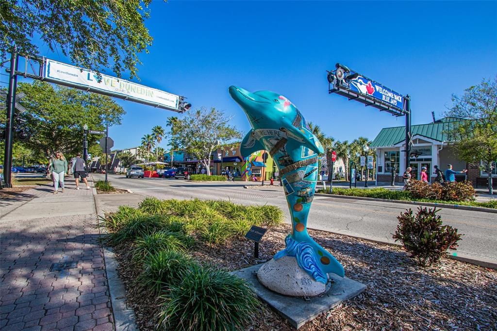 For Sale: $798,000 (3 beds, 2 baths, 1276 Square Feet)