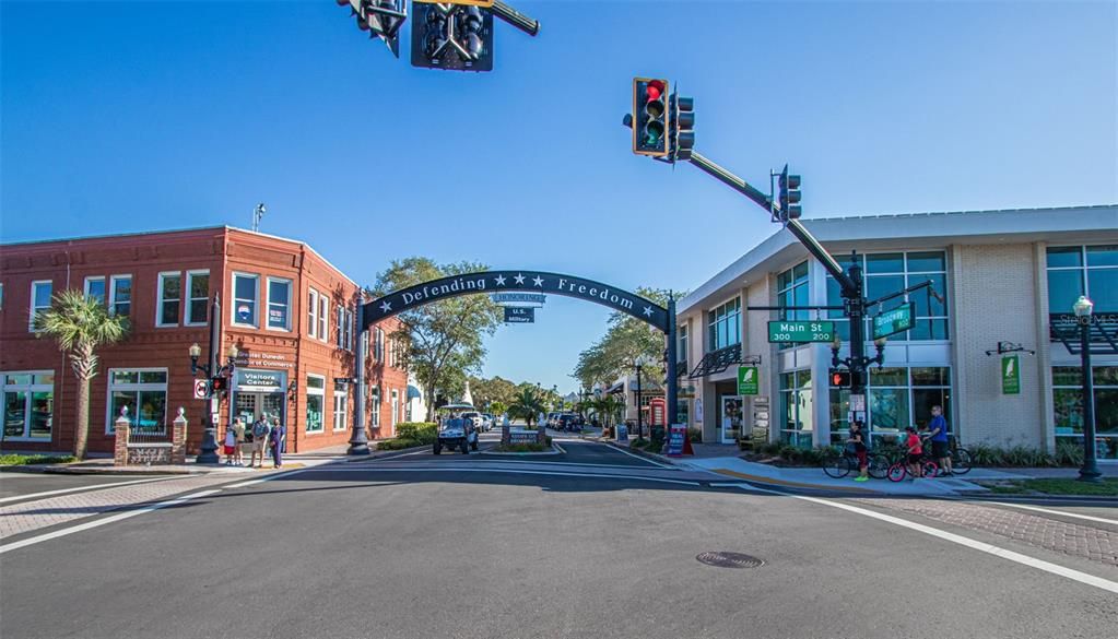 For Sale: $798,000 (3 beds, 2 baths, 1276 Square Feet)