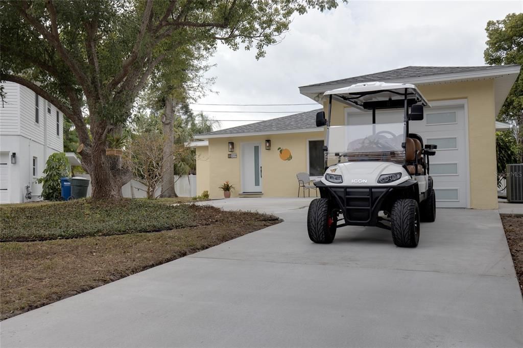 For Sale: $798,000 (3 beds, 2 baths, 1276 Square Feet)