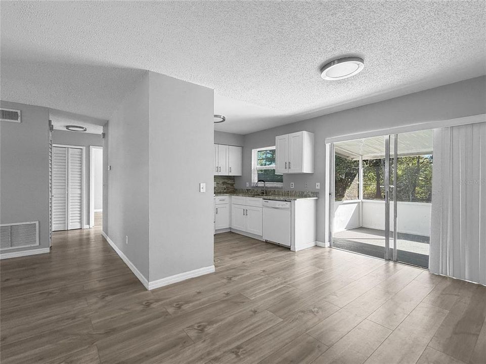 В аренду: $2,200 (3 спален, 2 ванн, 1150 Квадратных фут)