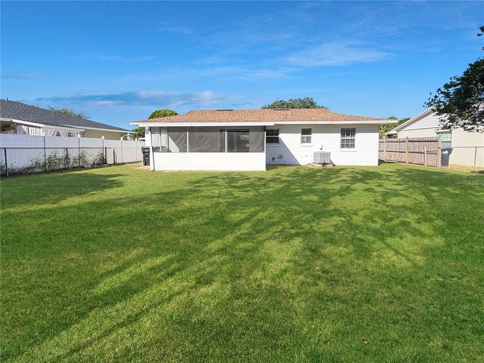 В аренду: $2,200 (3 спален, 2 ванн, 1150 Квадратных фут)