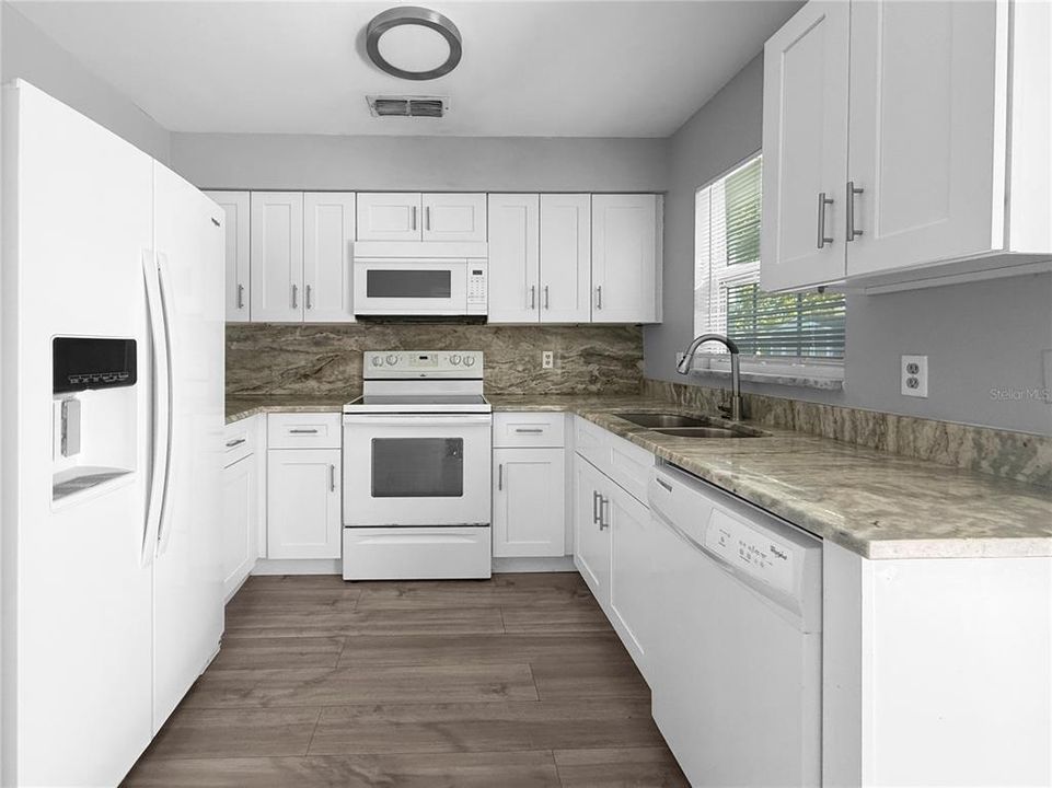 В аренду: $2,200 (3 спален, 2 ванн, 1150 Квадратных фут)