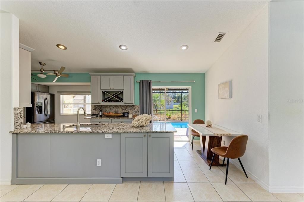 For Sale: $419,900 (3 beds, 2 baths, 1195 Square Feet)