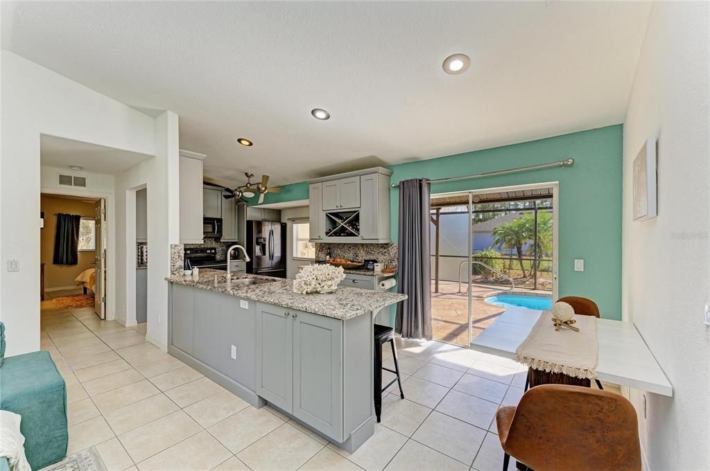 For Sale: $419,900 (3 beds, 2 baths, 1195 Square Feet)