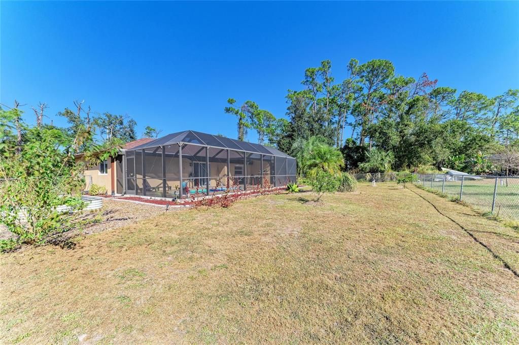 For Sale: $419,900 (3 beds, 2 baths, 1195 Square Feet)