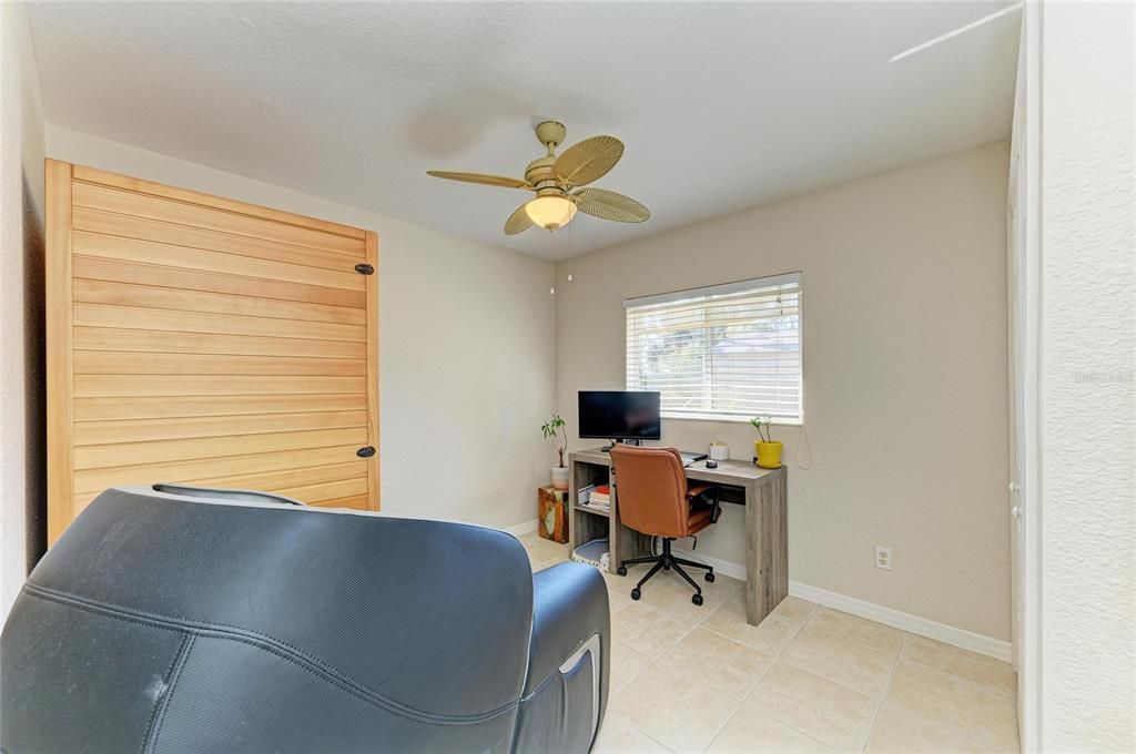 For Sale: $419,900 (3 beds, 2 baths, 1195 Square Feet)