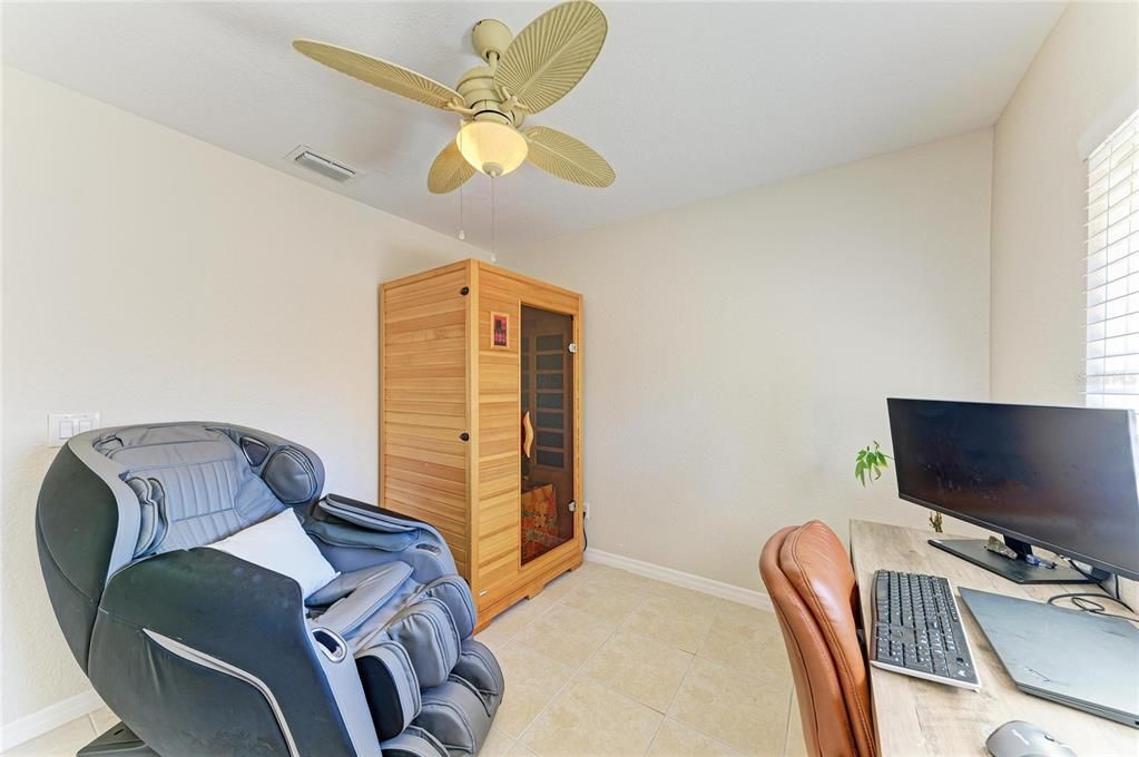 For Sale: $419,900 (3 beds, 2 baths, 1195 Square Feet)