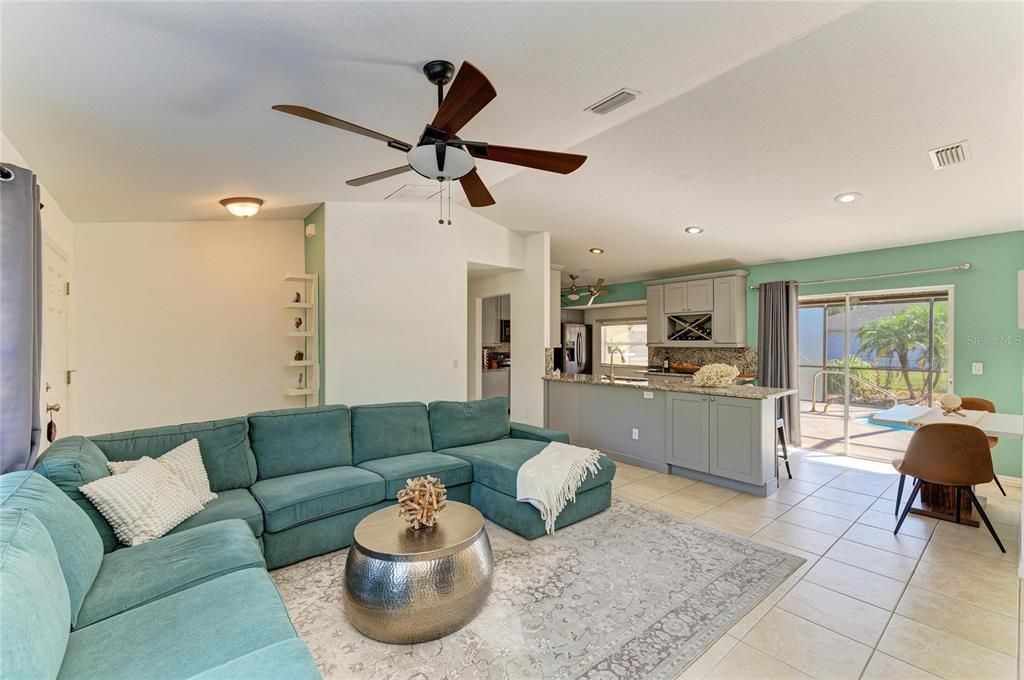 For Sale: $419,900 (3 beds, 2 baths, 1195 Square Feet)