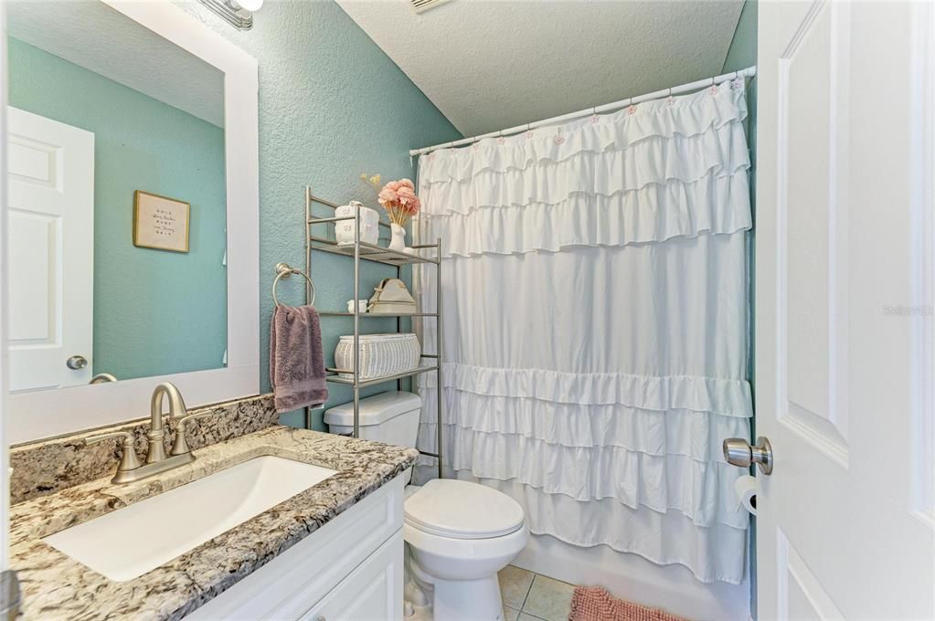 For Sale: $419,900 (3 beds, 2 baths, 1195 Square Feet)