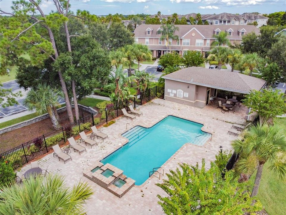 На продажу: $309,900 (3 спален, 2 ванн, 1672 Квадратных фут)