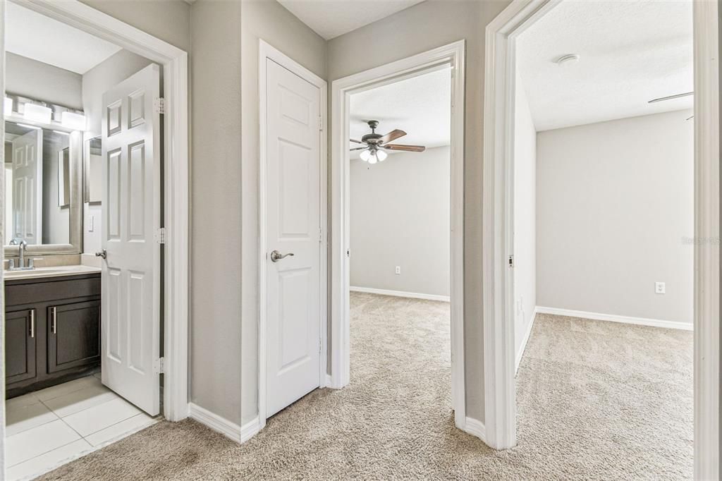 На продажу: $309,900 (3 спален, 2 ванн, 1672 Квадратных фут)