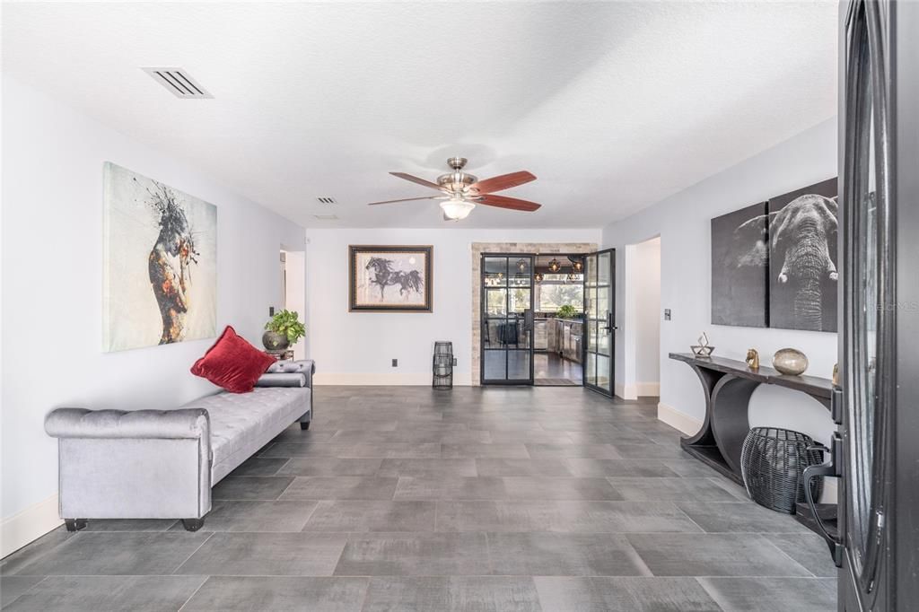 For Sale: $3,250,000 (3 beds, 3 baths, 2840 Square Feet)