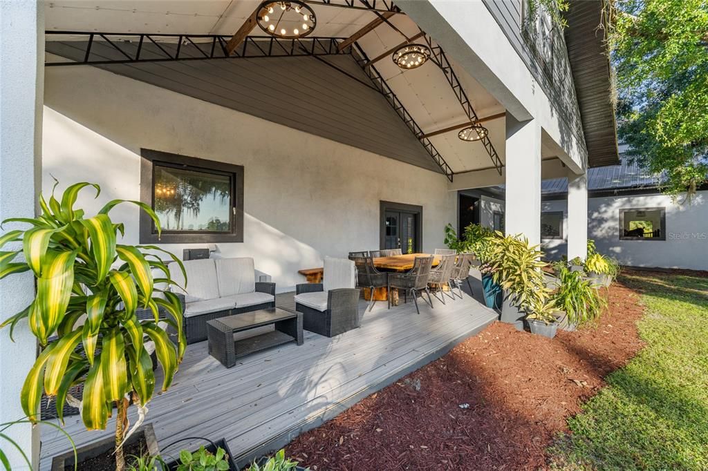 For Sale: $3,250,000 (3 beds, 3 baths, 2840 Square Feet)