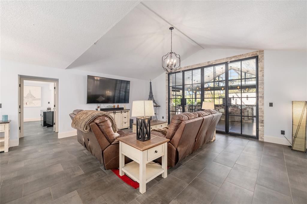 For Sale: $3,250,000 (3 beds, 3 baths, 2840 Square Feet)