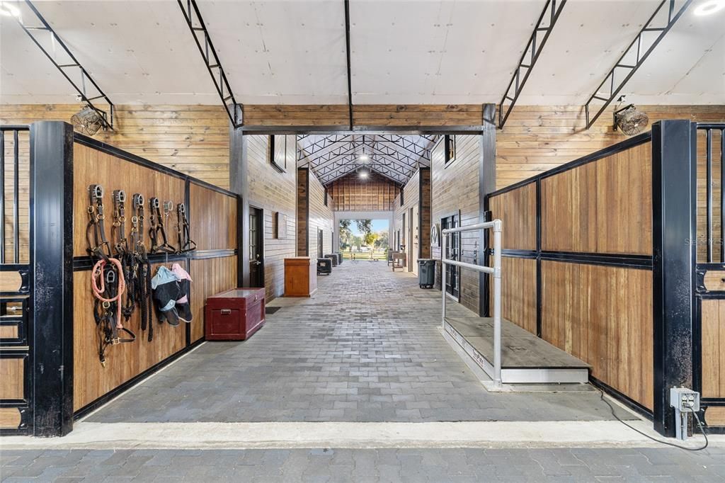 For Sale: $3,250,000 (3 beds, 3 baths, 2840 Square Feet)